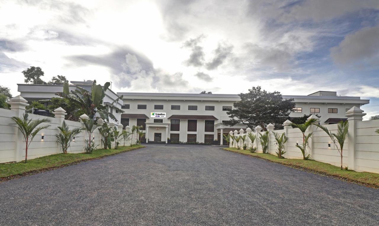 Hotel Treebo Premium Vahada 7 Minutes Drive From Ambalapuzha Sree Krishna Swamy Temple Alappuzha Zewnętrze zdjęcie